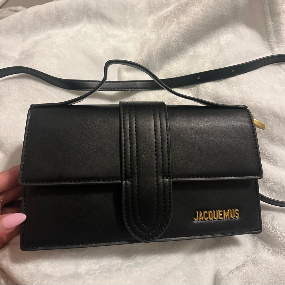 jacquemus le bambino leather bag